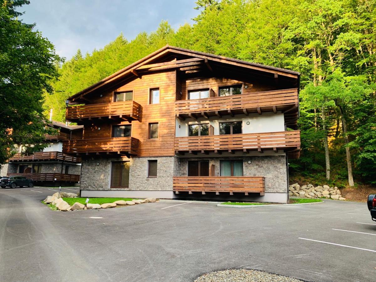 Lucnica Apartments Tale Extérieur photo