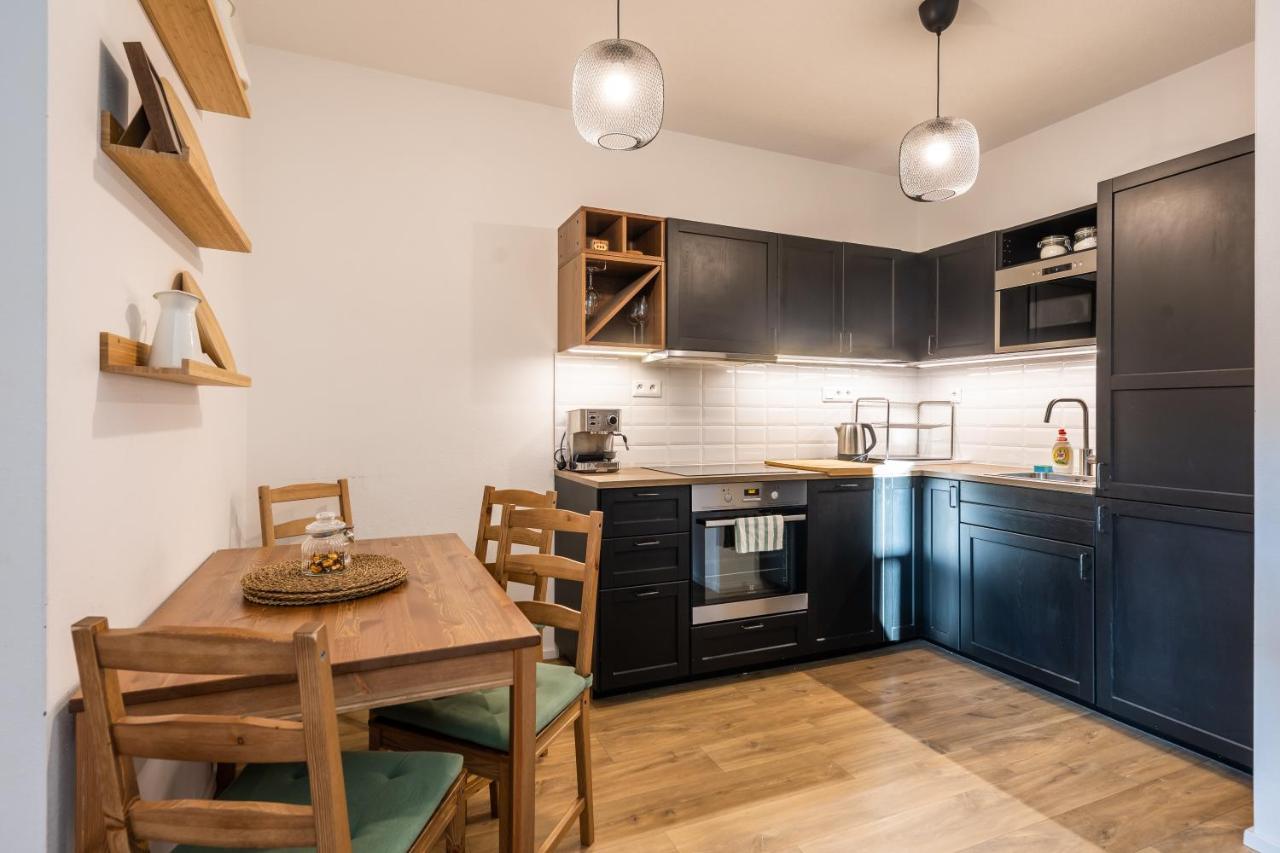 Lucnica Apartments Tale Extérieur photo