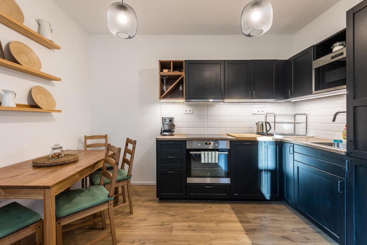 Lucnica Apartments Tale Extérieur photo