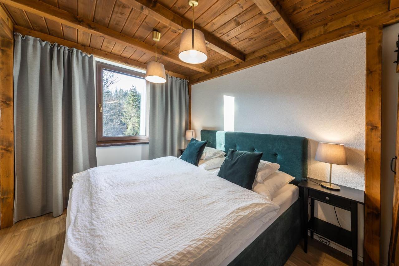 Lucnica Apartments Tale Extérieur photo